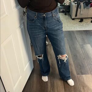 Distressed LEVI Jeans - low pro straight